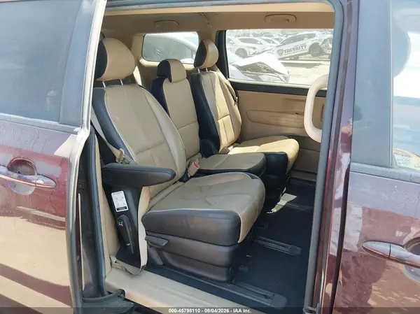 KNDMB5C1XG6210156 2016 KIA SEDONA - Image 8