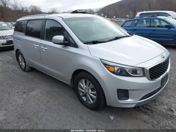 KNDMB5C1XG6214594 2016 KIA SEDONA - Image 1