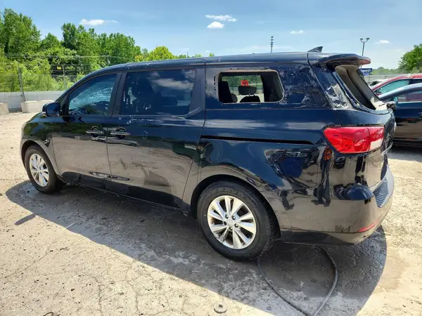 KNDMB5C1XH6228447 2017 KIA SEDONA - Image 2