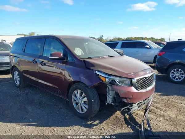 KNDMB5C1XH6229095 2017 KIA SEDONA - Image 1