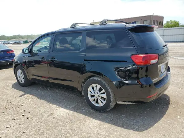 KNDMB5C1XH6229582 2017 KIA SEDONA - Image 2