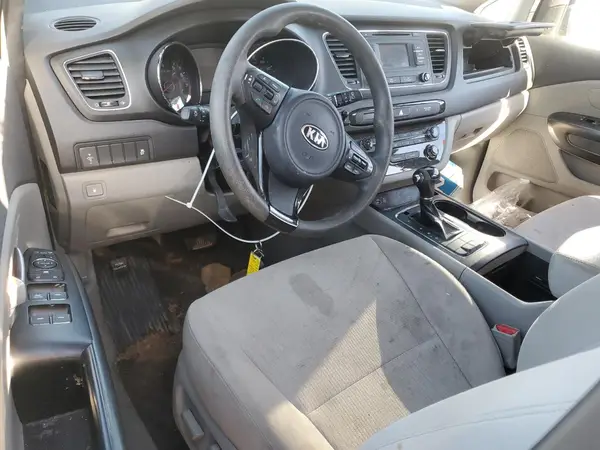 KNDMB5C1XH6232868 2017 KIA SEDONA - Image 8