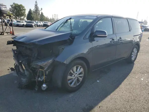 KNDMB5C1XH6233177 2017 KIA SEDONA - Image 1