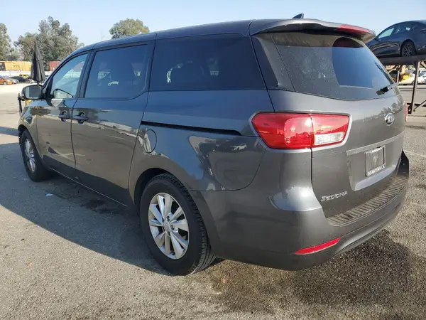 KNDMB5C1XH6233177 2017 KIA SEDONA - Image 2