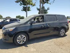 KNDMB5C1XH6233857 2017 KIA SEDONA