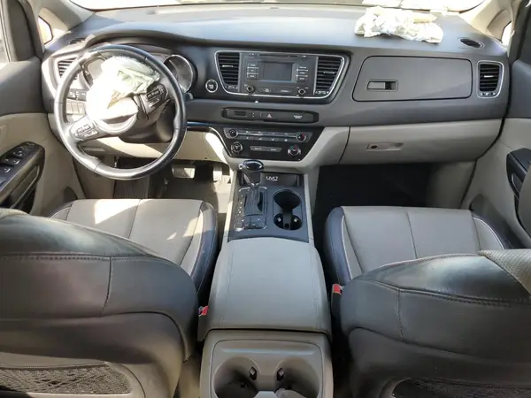 KNDMB5C1XH6237147 2017 KIA SEDONA - Image 8