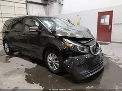 KNDMB5C1XH6243241 2017 KIA SEDONA