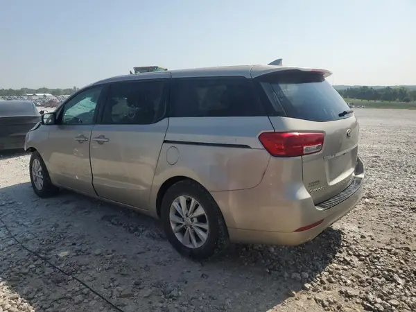 KNDMB5C1XH6244891 2017 KIA SEDONA - Image 2