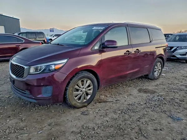 KNDMB5C1XH6247662 2017 KIA SEDONA - Image 2