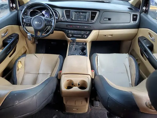 KNDMB5C1XH6251341 2017 KIA SEDONA - Image 8