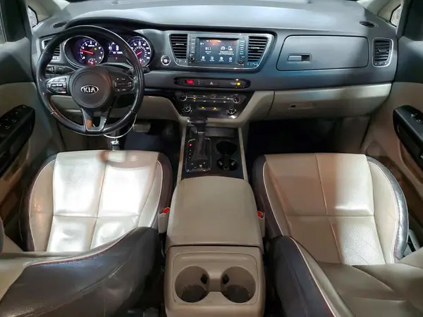 KNDMB5C1XH6253879 2017 KIA SEDONA - Image 8