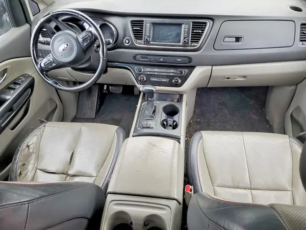 KNDMB5C1XH6280418 2017 KIA SEDONA - Image 8