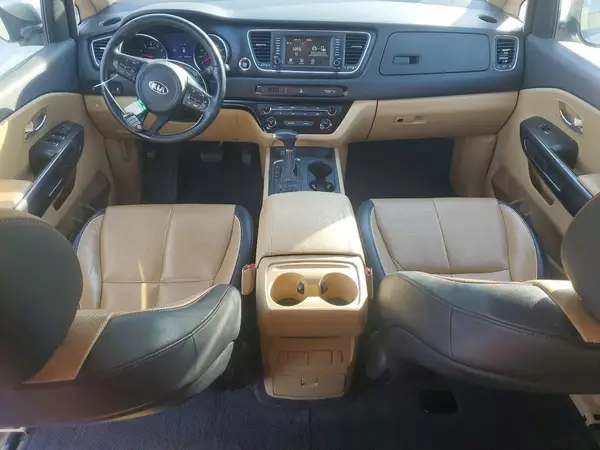 KNDMB5C1XH6305298 2017 KIA SEDONA - Image 8