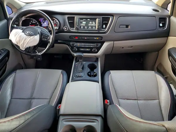 KNDMB5C1XH6305494 2017 KIA SEDONA - Image 8