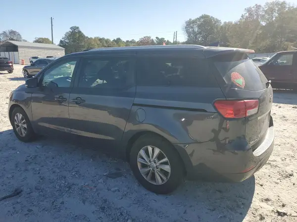 KNDMB5C1XH6309741 2017 KIA SEDONA - Image 2