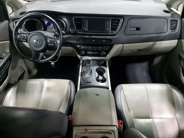 KNDMB5C1XH6314535 2017 KIA SEDONA - Image 8