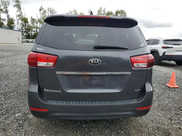 2017 KIA SEDONA auction photo 6