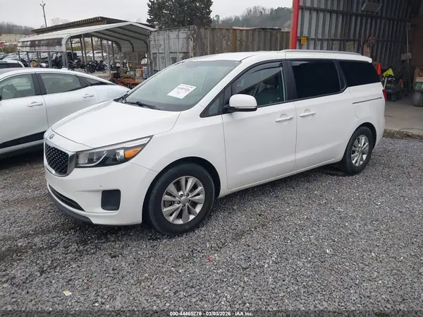 KNDMB5C1XH6329357 2017 KIA SEDONA - Image 2
