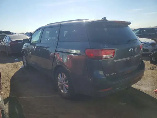 KNDMB5C1XH6337135 2017 KIA SEDONA - Image 2