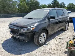KNDMB5C1XH6338933 2017 KIA SEDONA