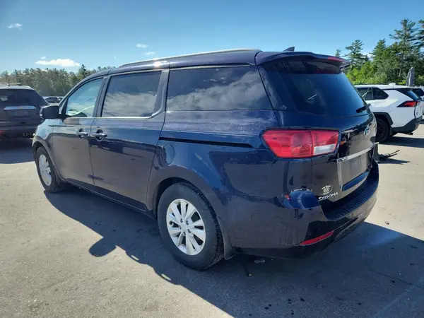 KNDMB5C1XJ6355835 2018 KIA SEDONA - Image 2