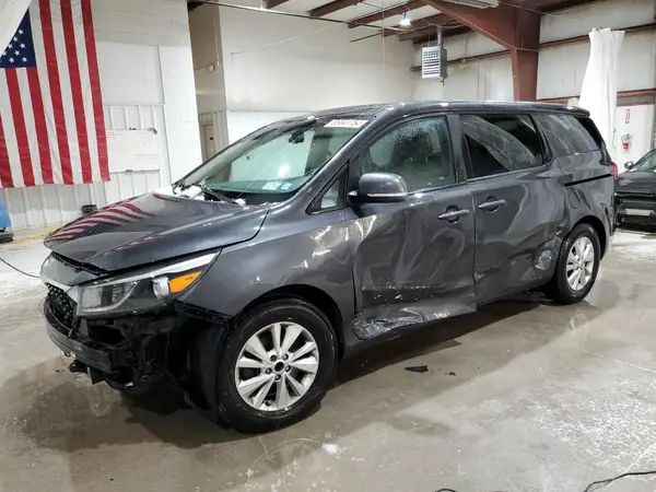 KNDMB5C1XJ6381951 2018 KIA SEDONA - Image 1