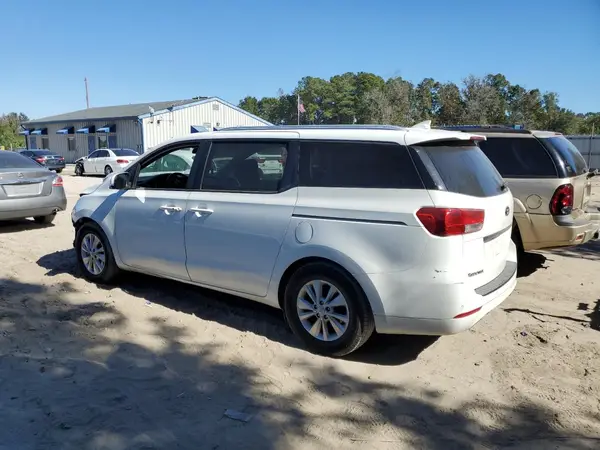 KNDMB5C1XJ6382601 2018 KIA SEDONA - Image 2