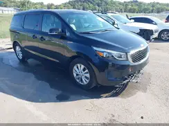 KNDMB5C1XJ6390813 2018 KIA SEDONA