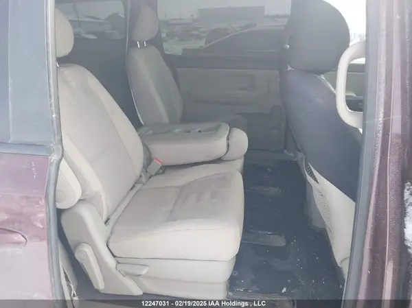 KNDMB5C1XK6462093 2019 KIA SEDONA - Image 8