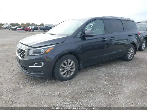 KNDMB5C1XK6480741 2019 KIA SEDONA - Image 2
