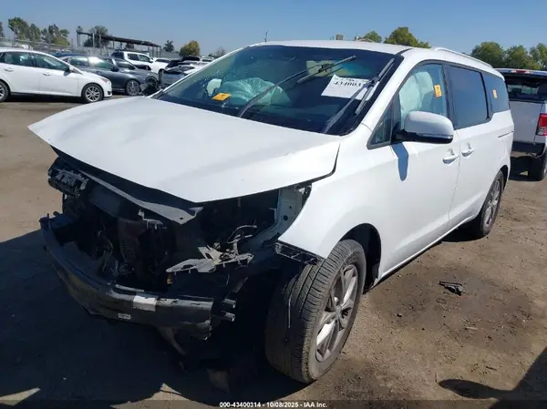KNDMB5C1XK6491139 2019 KIA SEDONA - Image 2