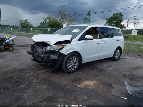 KNDMB5C1XK6500292 2019 KIA SEDONA - Image 2