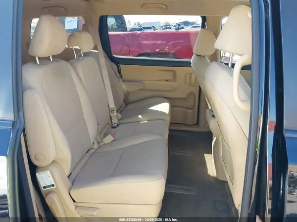 KNDMB5C1XK6509817 2019 KIA SEDONA - Image 8