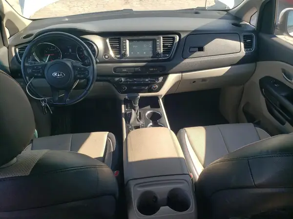 KNDMB5C1XK6537861 2019 KIA SEDONA - Image 8
