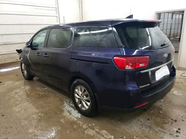 KNDMB5C1XK6540081 2019 KIA SEDONA - Image 2