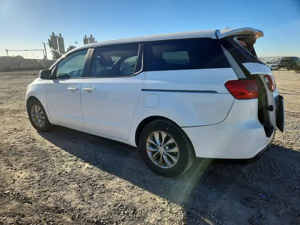 KNDMB5C1XK6549766 2019 KIA SEDONA - Image 2