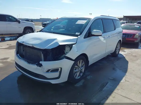 KNDMB5C1XK6553090 2019 KIA SEDONA - Image 2