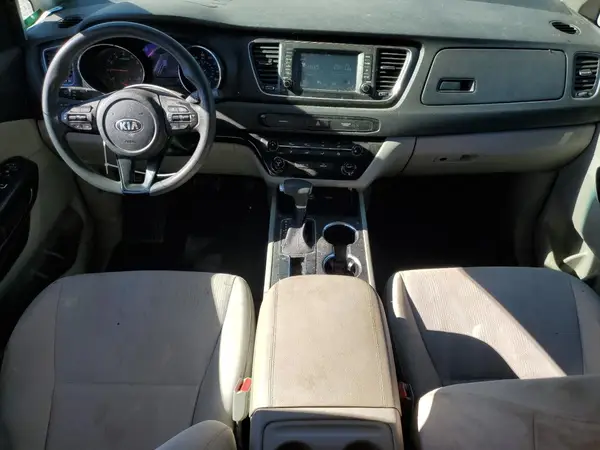 KNDMB5C1XK6558855 2019 KIA SEDONA - Image 8
