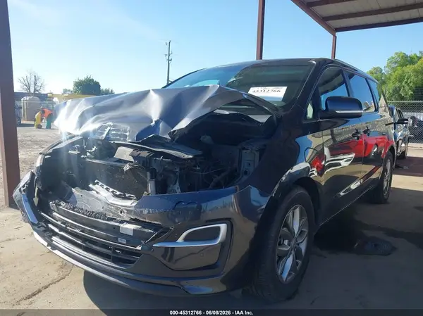 KNDMB5C1XK6559889 2019 KIA SEDONA - Image 2