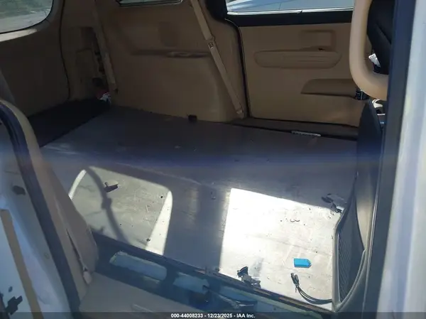 KNDMB5C1XL6577925 2020 KIA SEDONA - Image 8