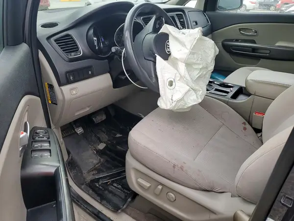 KNDMB5C1XL6581957 2020 KIA SEDONA - Image 8