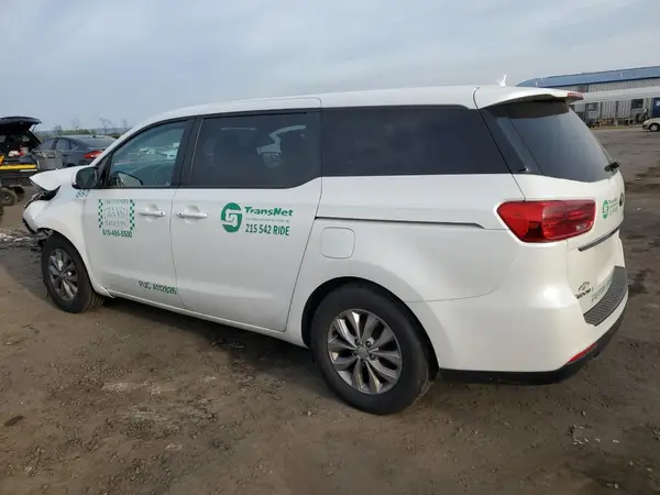 KNDMB5C1XL6590335 2020 KIA SEDONA - Image 2