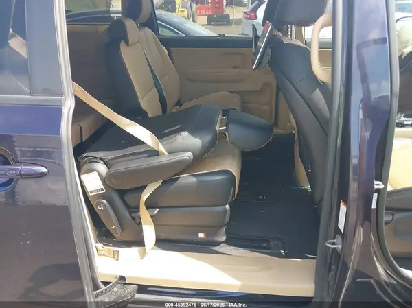 KNDMB5C1XL6613564 2020 KIA SEDONA - Image 8