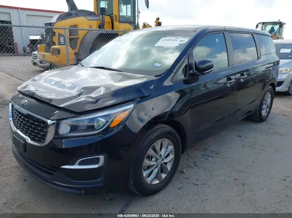 KNDMB5C1XM6663348 2021 KIA SEDONA - Image 2
