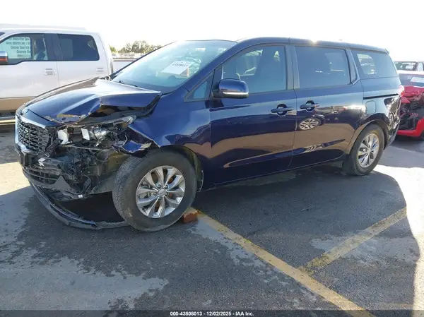 KNDMB5C1XM6673751 2021 KIA SEDONA - Image 2
