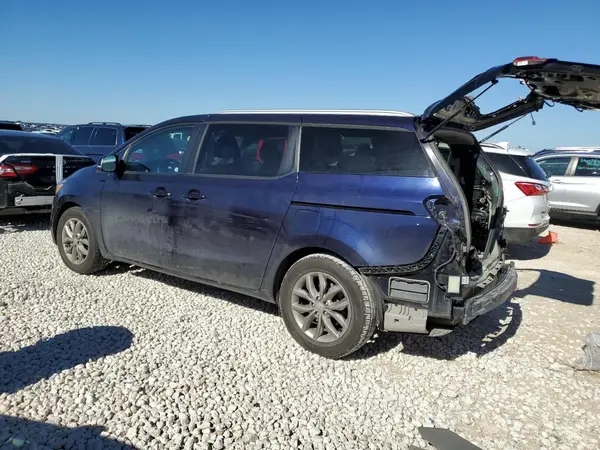KNDMB5C1XM6674558 2021 KIA SEDONA - Image 2