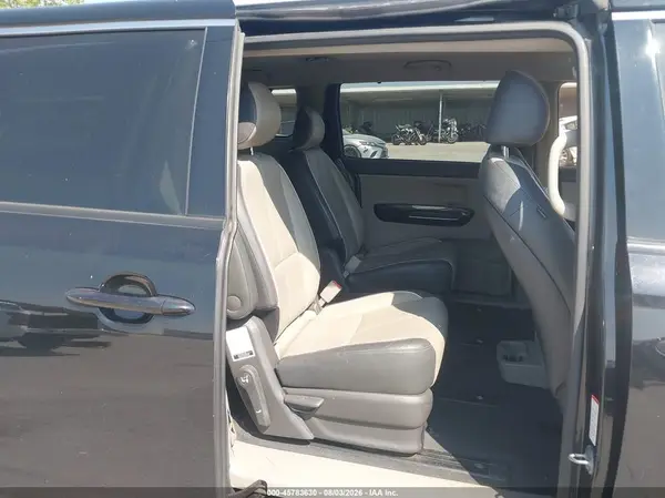 KNDMC5C10G6146965 2016 KIA SEDONA - Image 8
