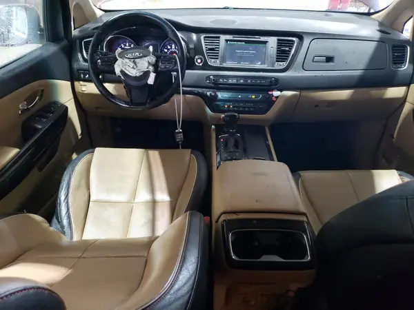 KNDMC5C10G6155746 2016 KIA SEDONA - Image 8