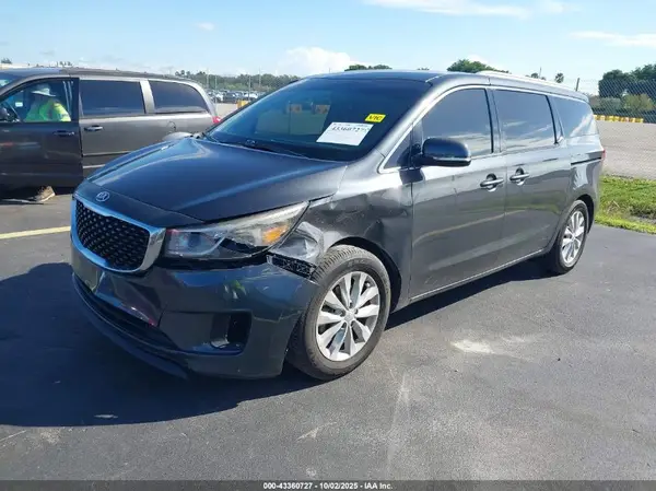 KNDMC5C10G6173678 2016 KIA SEDONA - Image 2