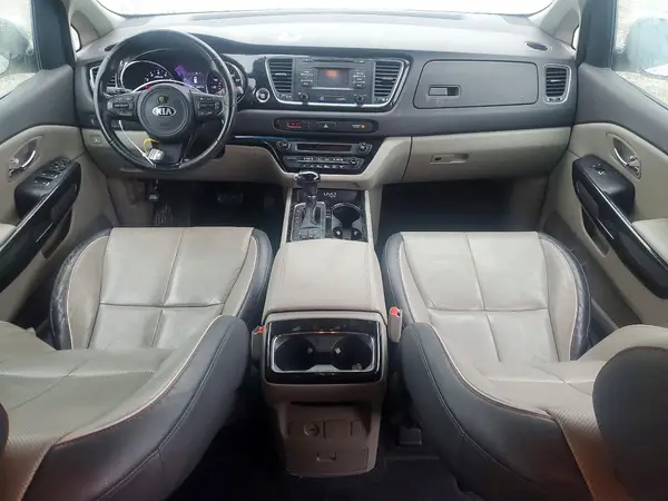 KNDMC5C10G6175009 2016 KIA SEDONA - Image 8